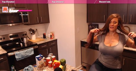 Kneecoleslaw perfect pornstar pic