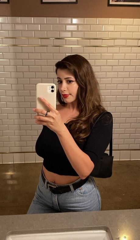 Zanah Marie adult actress img