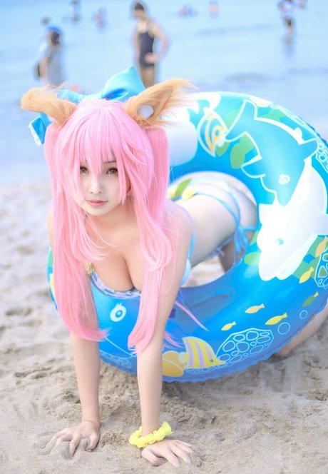 Momocat 0w0 art model pics