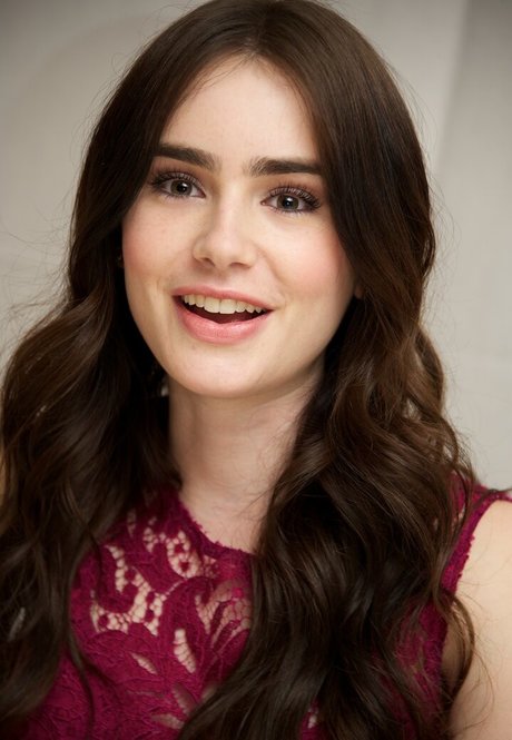 Lily Collins top actress photo