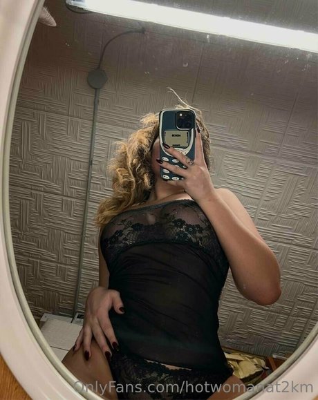 hotwomanat2km star hd pics