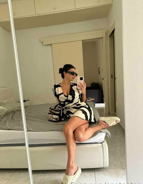 anatpotos pornographic star pics