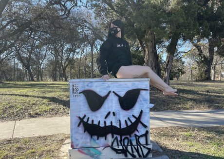 comfyqueen erotic actress pics