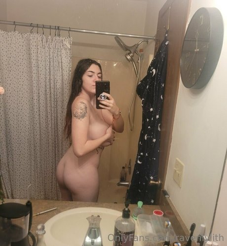 ravenlylith model adult photos