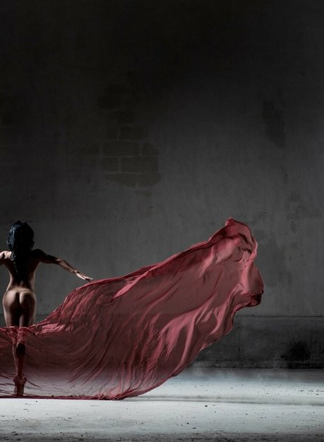 Laetitia Bouffard Roupe star photos