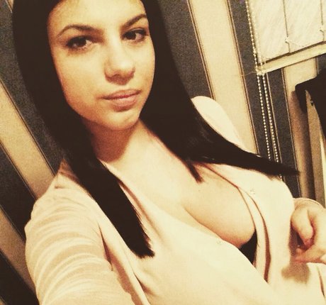 Roberta Ptru model perfect pic