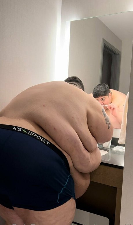 coquito papiii model naked photo