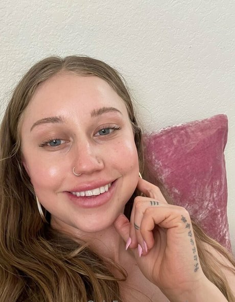 Mslunarose pretty actress galleries