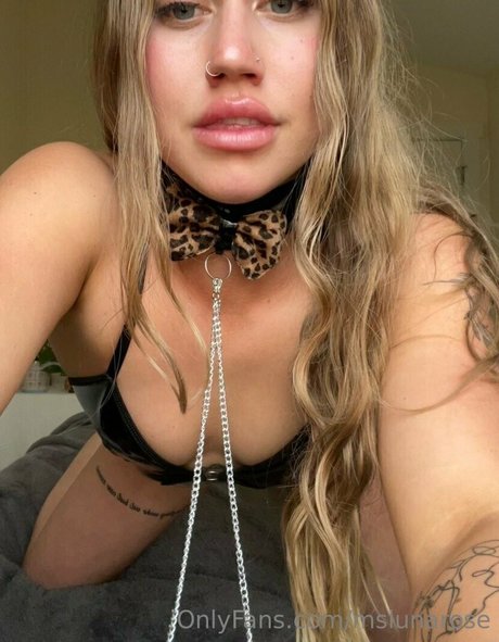 Mslunarose model art pic