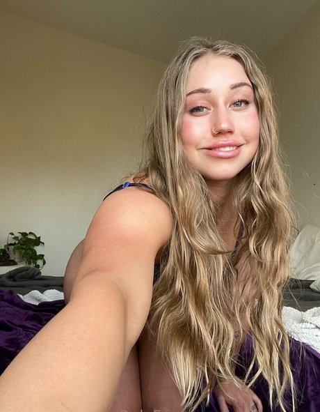 Mslunarose sex actress picture