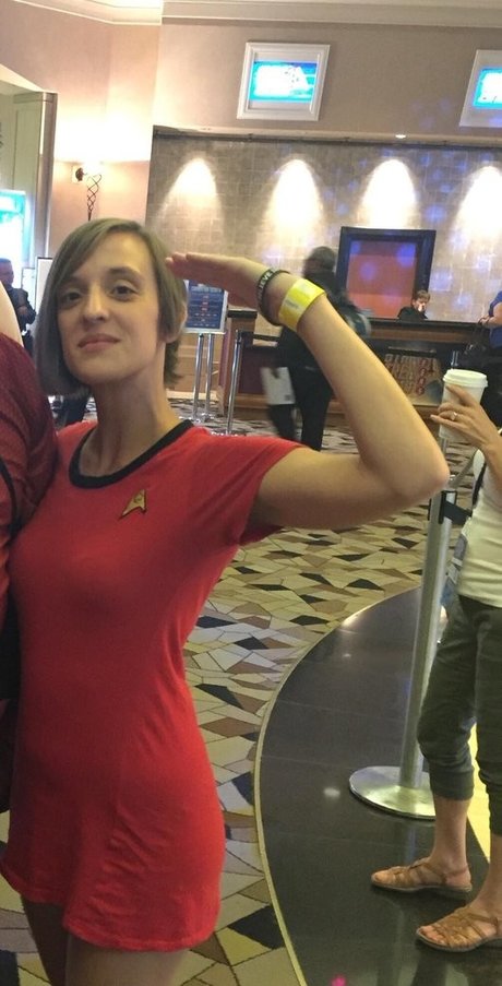 Ashley Victoria Robinson star perfect pics