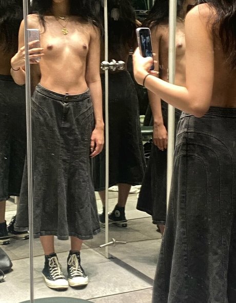 shylidia model perfect pic