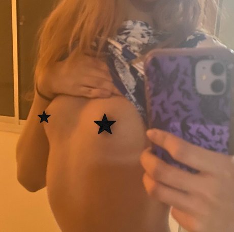 shylidia adult actress pics