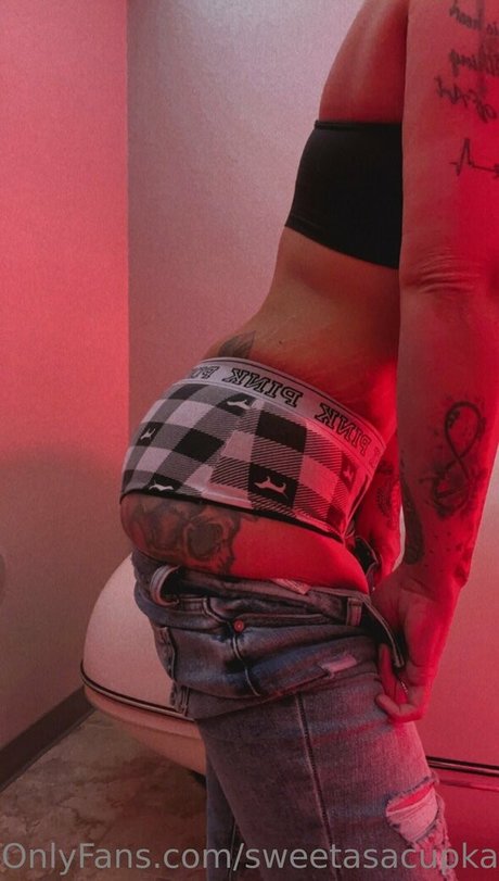 sweetasacupkake model sexy pic