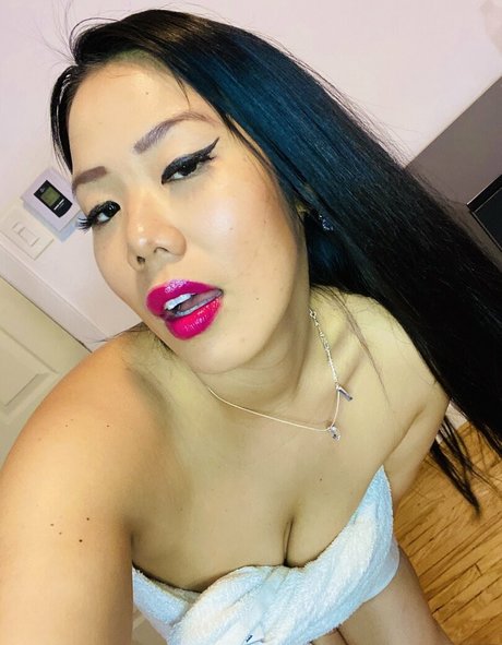 asiantsunamifree model sex galleries