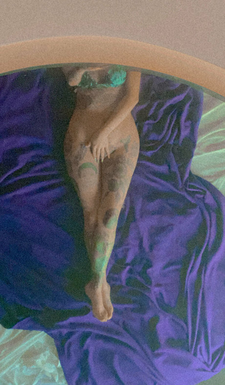 sharonlovee star naked picture