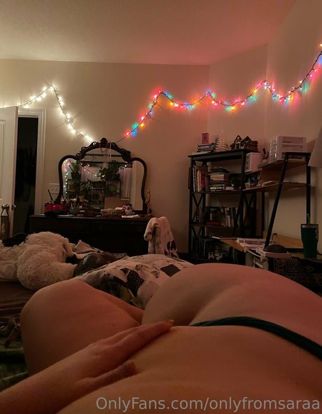 onlyfromsaraa sex star photo