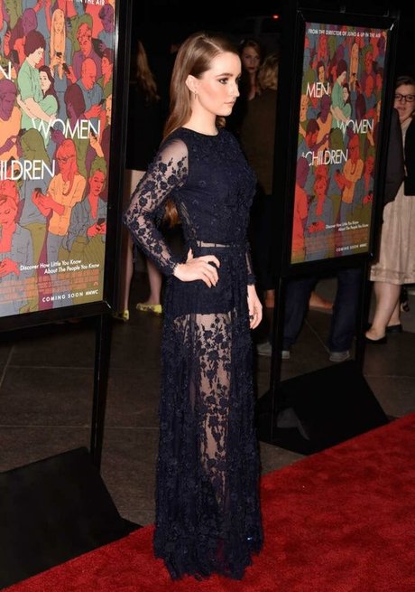 Kaitlyn Dever exclusive star gallery