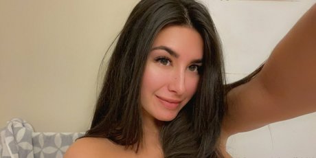 rubeeofficial naked actress photos