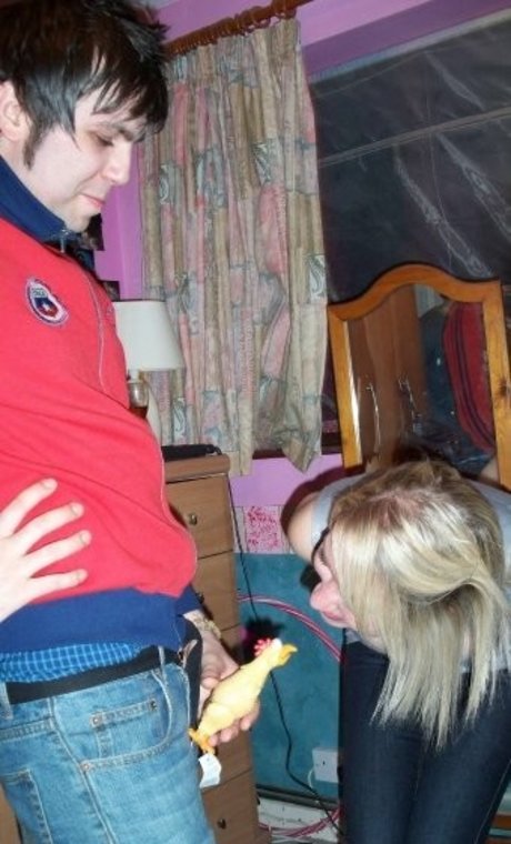 Sarah Cruddas adult model galleries