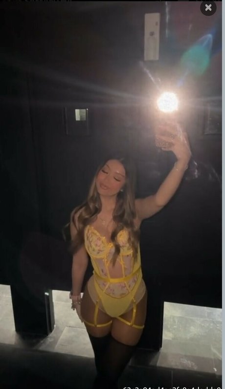 hzsamantha model adult picture