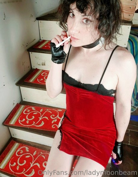 ladymoonbeam pornographic actress pics