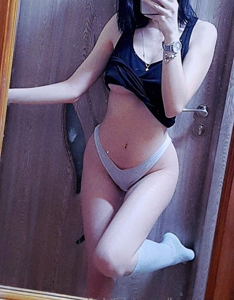 bunny mee sexy model pics