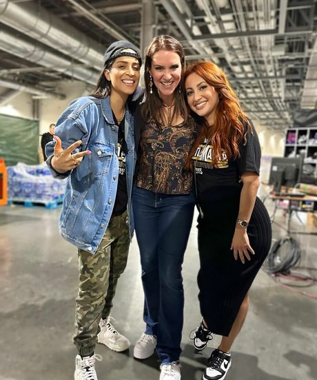 Francia Raisa pornstar nudes pics