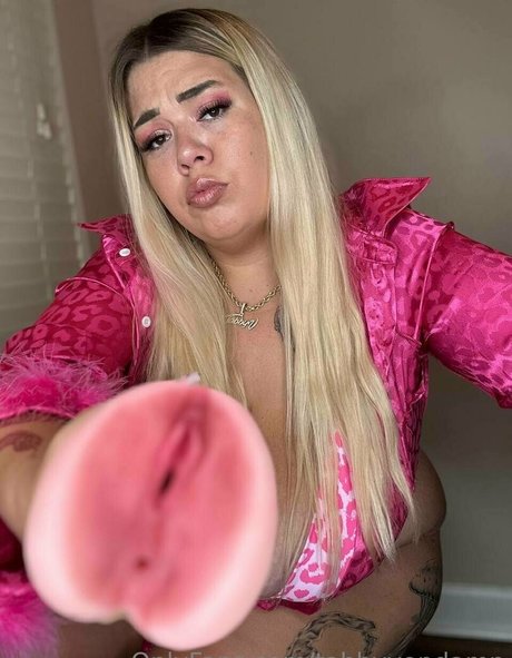 TabbyVonDAMN star nudes image