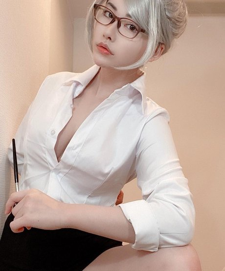 petite blonde milf onlyfans nudes photo