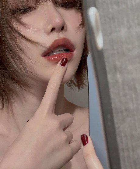 Eimi Fukada pornstar pretty picture