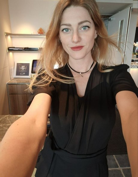 lelbloom sex star picture