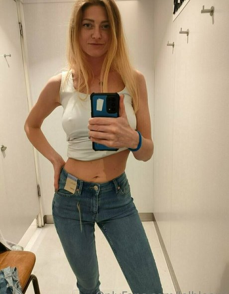 lelbloom pornstar perfect pic