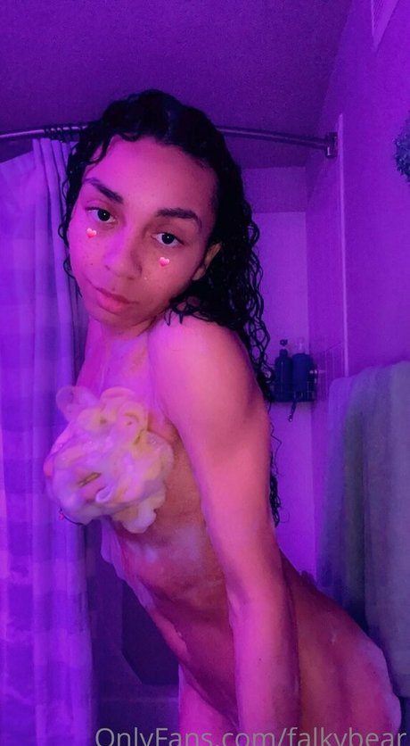 falkybear actress picture