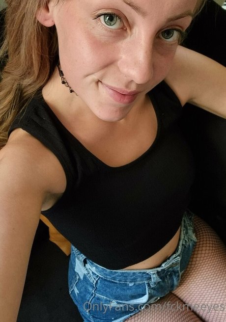 fckmeeyes xxx actress gallery