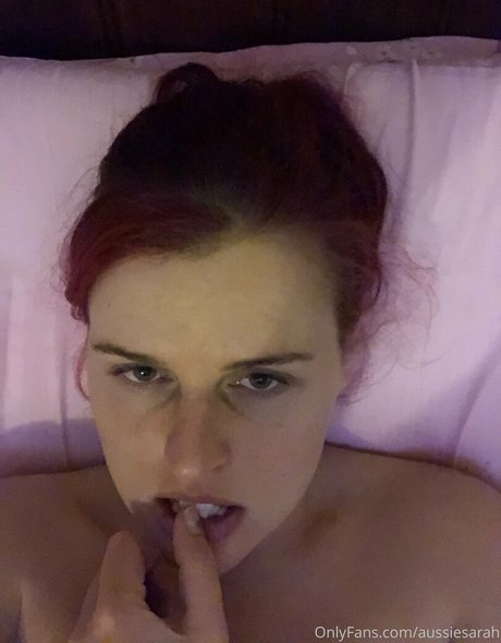 aussiesarah exclusive model image