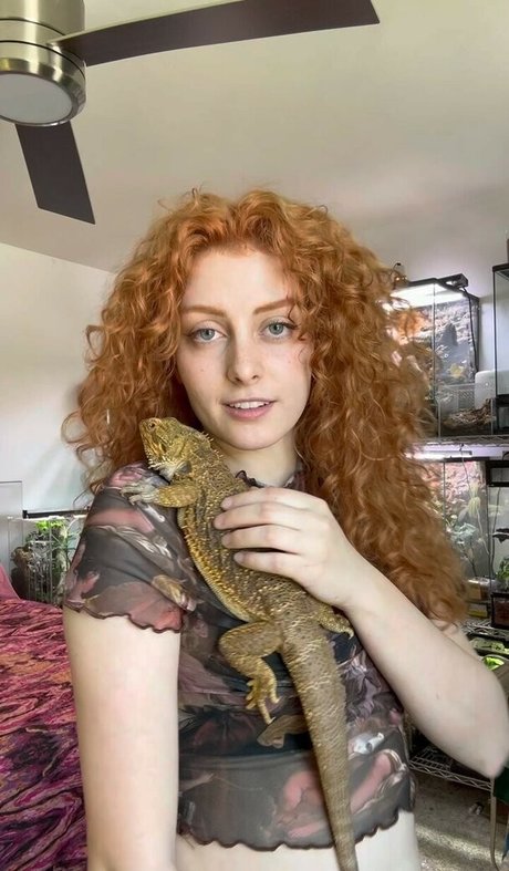 Octavia Marlowe hd actress photo