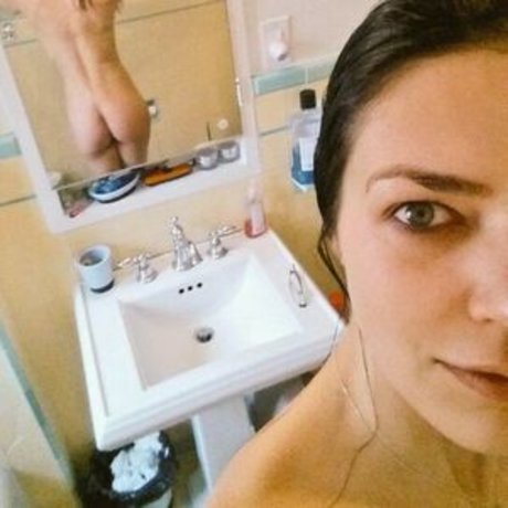 Adrianne Marie Curry nudes actress gallery