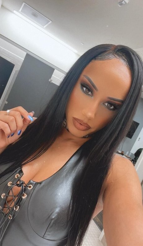 Leila Grey top pornstar photo