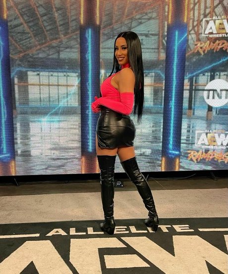 Leila Grey pretty star pics