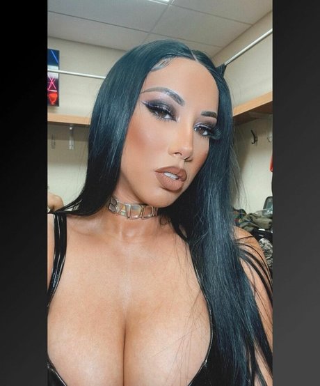 Leila Grey star pretty galleries