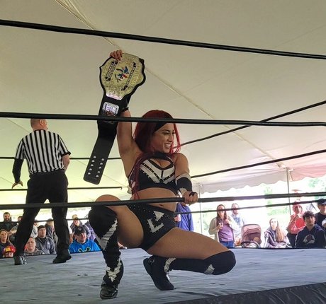 Leila Grey free star galleries