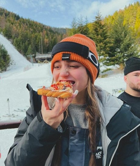 Sylvia Snyders pornstar perfect images