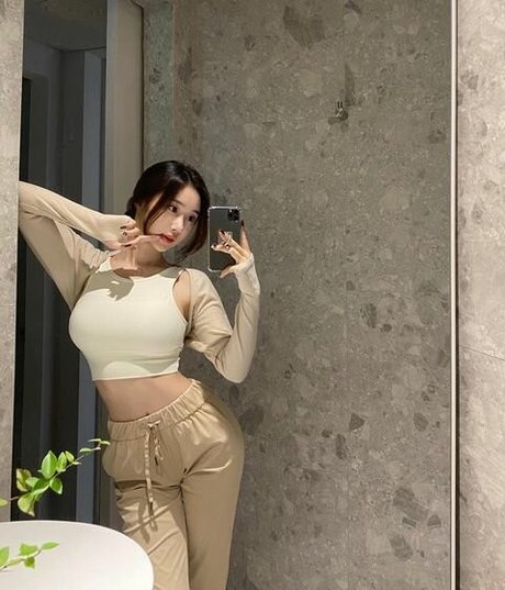 machi0910 adult star pics