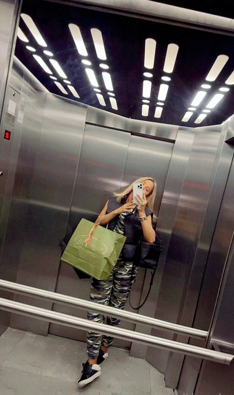 phat onlyfans art xxx galleries