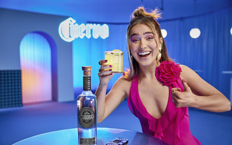 Haley Lu Richardson erotic actress galleries