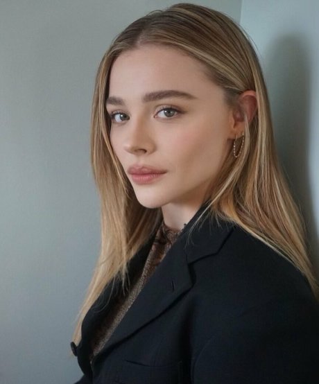 Chloe Grace Moretz xxx model photo