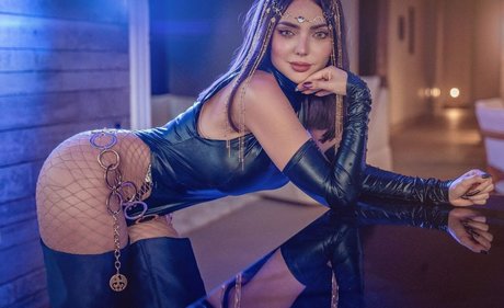 Nyvi Estephan nudes actress img