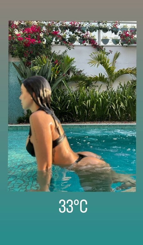 Nyvi Estephan erotic actress photos