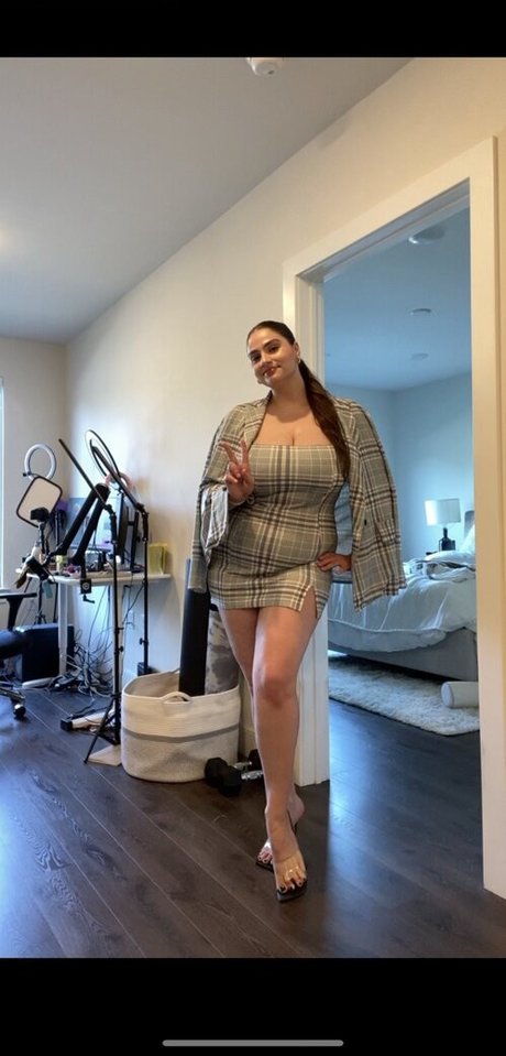 Elisabeth Marchini pornstar exclusive pic